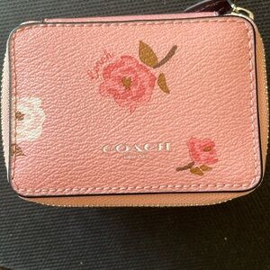 Coach Pill Box